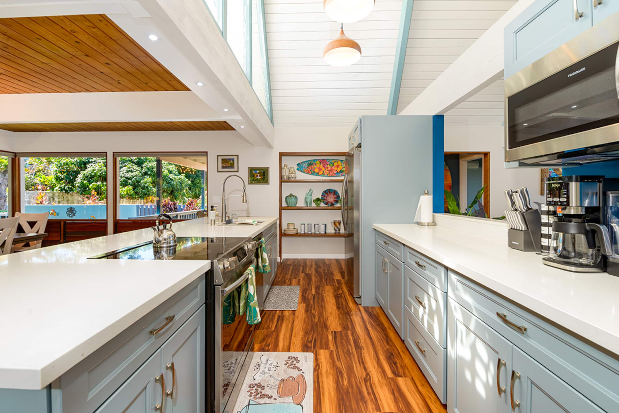 Home in Kailua-Kona · ★5.0 · 5 bedrooms · 7 beds · 4 baths - Image 6
