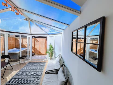 Couples Hot Tub Retreat