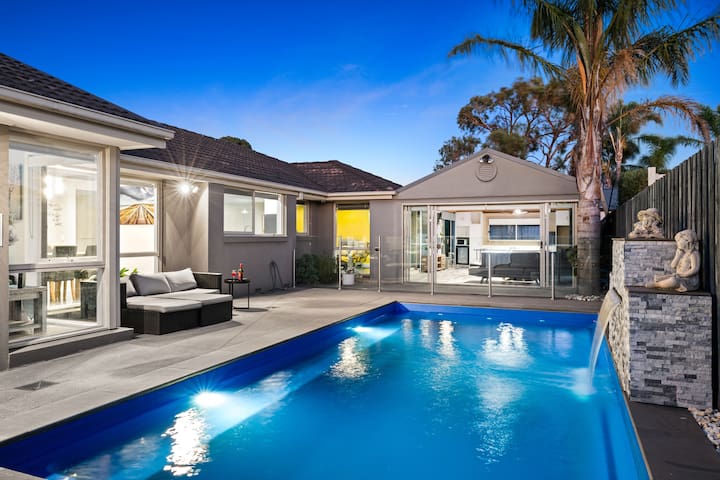 Resort Experience: Pool, BBQ, Fireplace, Games