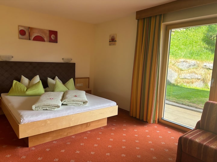 غرفة النوم 8