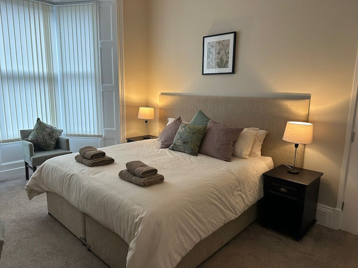 საძინებელი 1