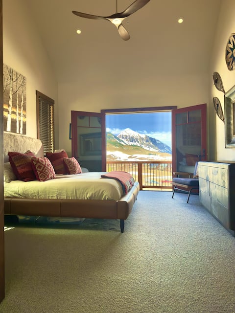 Paradise on Prospect-Trampoline, Ski in/out, Views