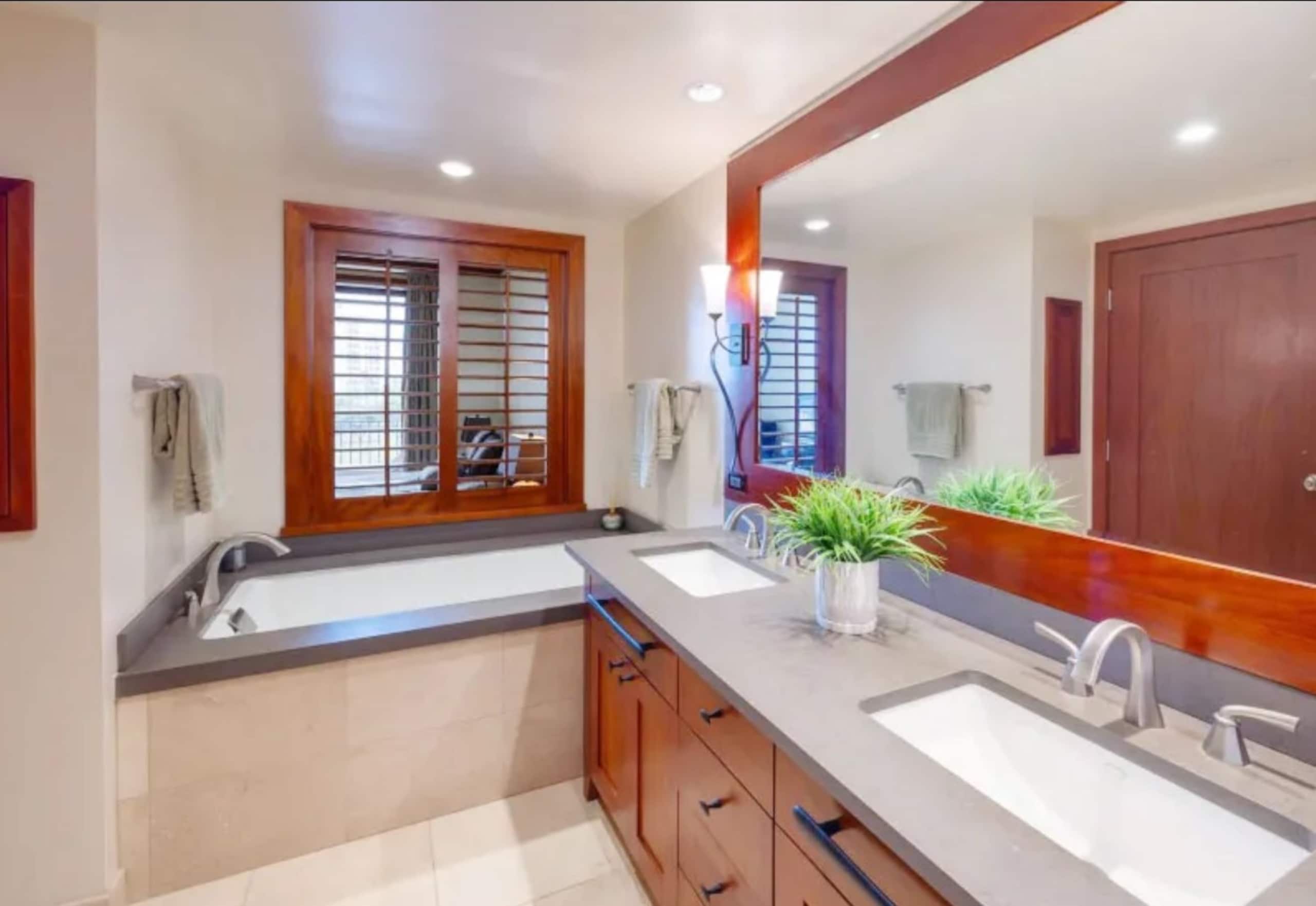 Condo in Kapolei · ★4.94 · 3 bedrooms · 4 beds · 3 private baths - Image 15