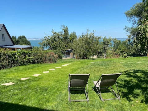 Cottages in Honfleur Bay: On the Deauville side