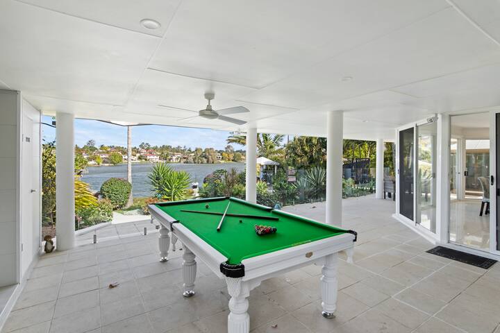 Lakeview Bliss|Black Swans|Golf Retreat in Brissy gallery image 4