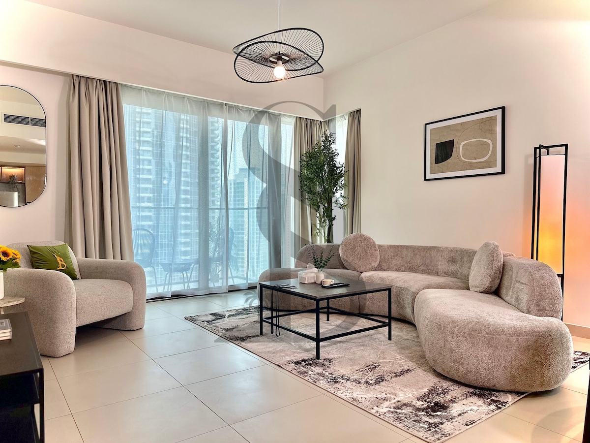 2 Bedroom Furnished Apartment | Burj Crown 5