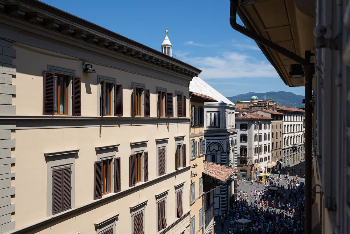 Duomo Elegance — Vista sul Battistero — 17