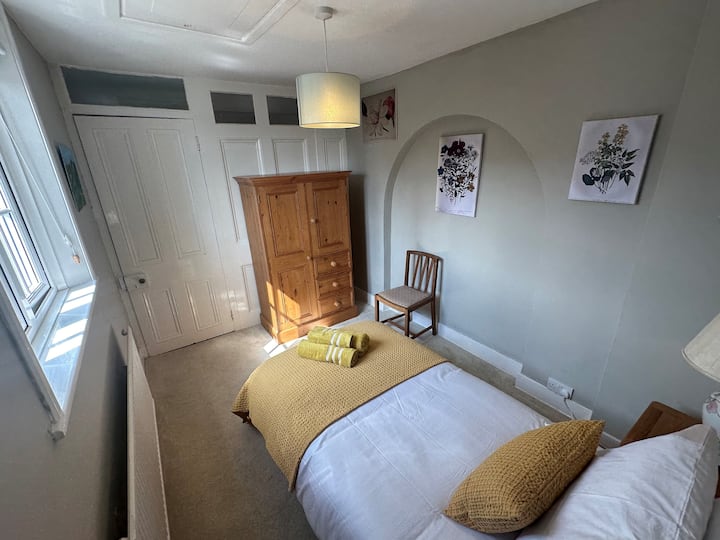 Bedroom Four is a Single bed