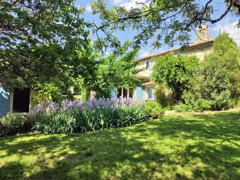 Charming house in Drôme Provençale with pool.