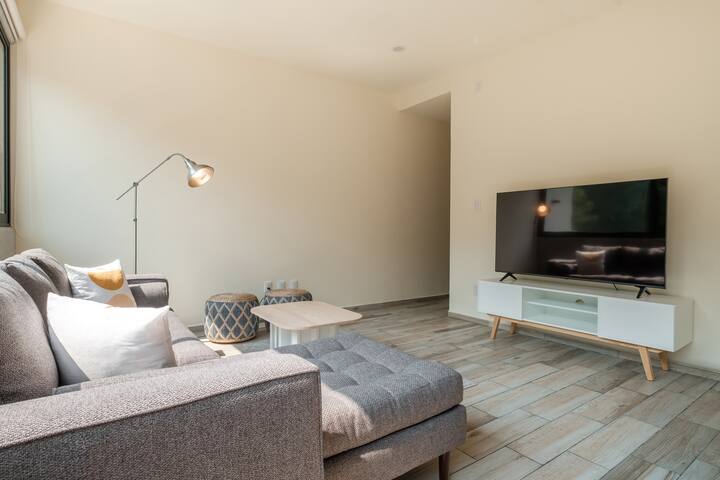 Polanco Luxe Stay – Near Citibanamex gallery image 3