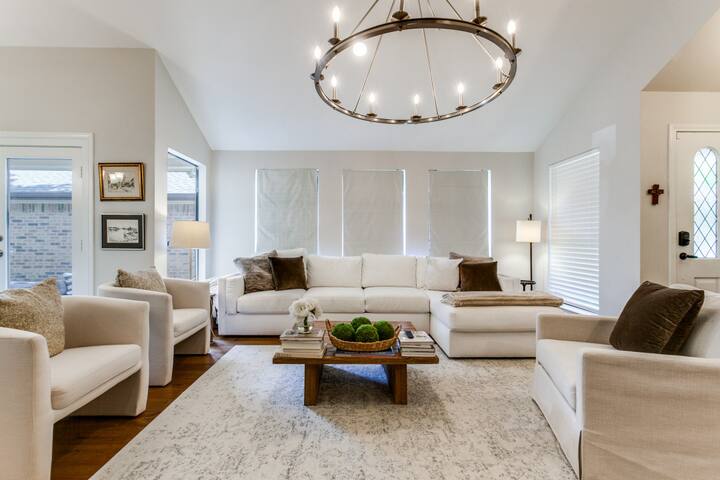 Gorgeous North Dallas/Richardson/Plano Oasis!3b/3b gallery image 5