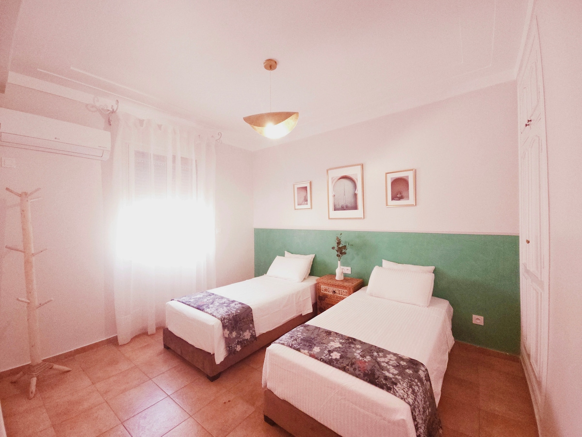 غرفة النوم 2