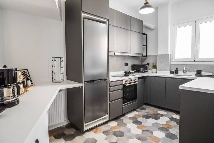 3BD w/ Temple of Zeus View – 5min to Acropolis gallery image 4