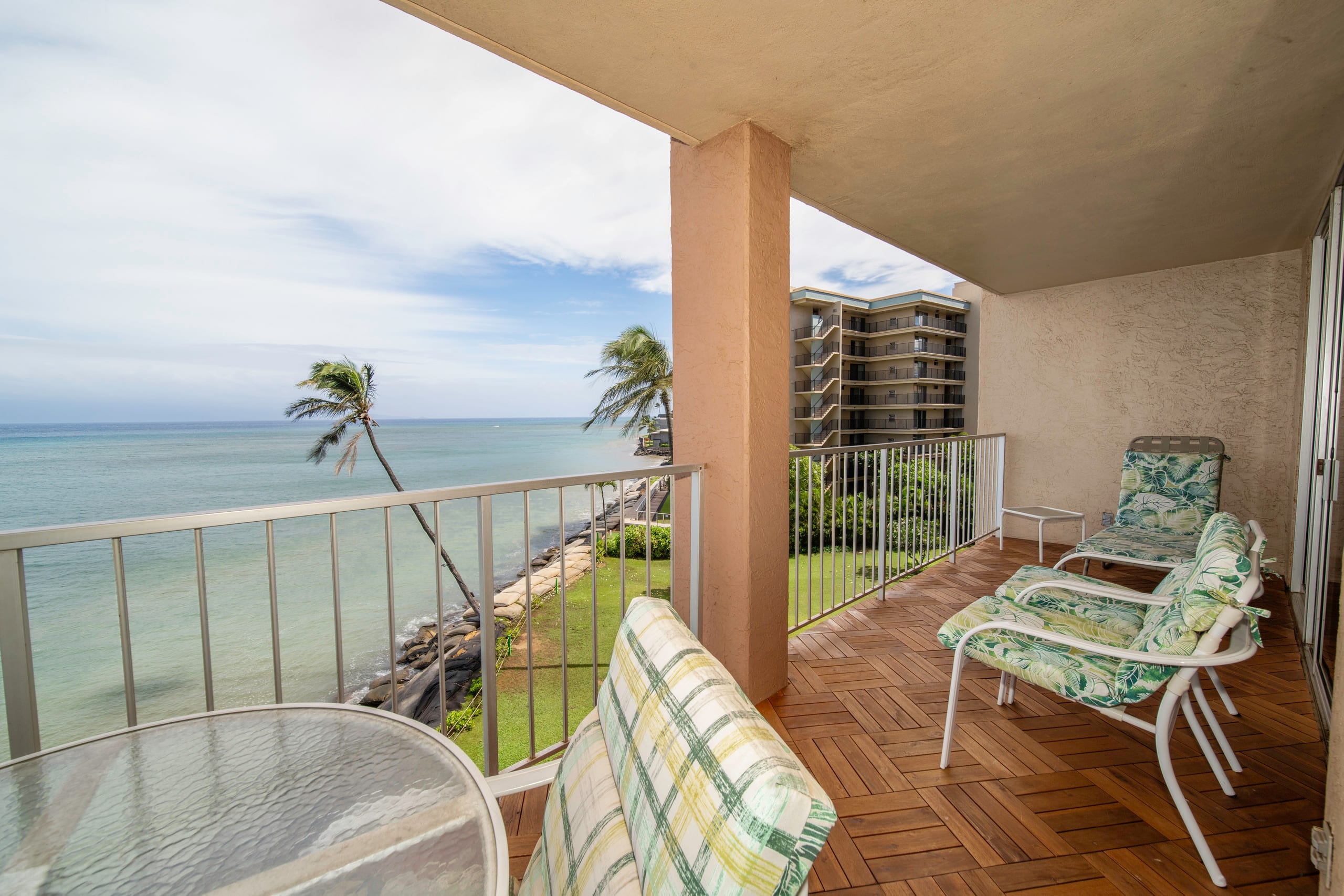 Royal Kahana Maui Unit 410 Oceanfront 2B/2.5B - Image 18