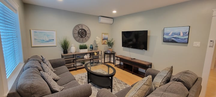 Entire Home 2 Bedrooms, 1 Bath, Parking Garage - Alhambra, CA