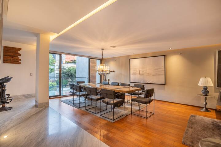 Casa de Lujo con Terrazas y Jacuzzi gallery image 3