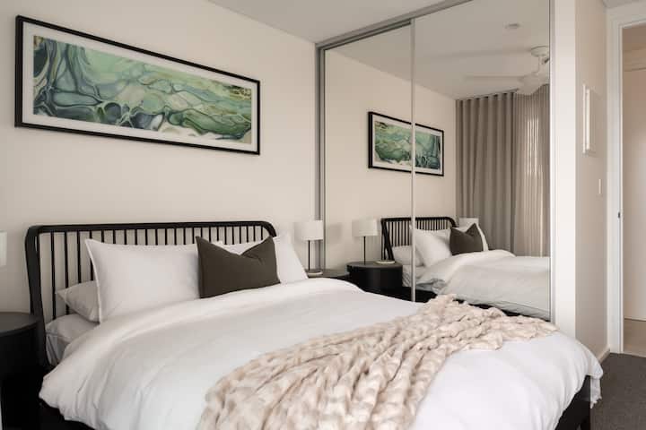 Დედოფლის საძინებელი 2 აივანზე გასასვლელით 