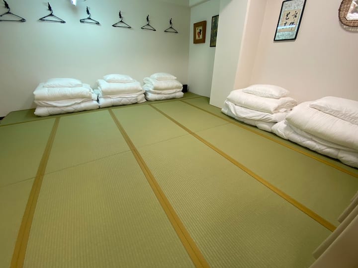 საძინებელი 1