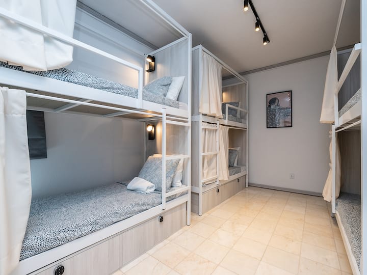 Walk In Hostel Faro Airport - Female Dormitory - Faro
