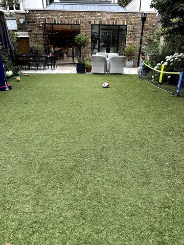 Barnes Family Home gallery image 2