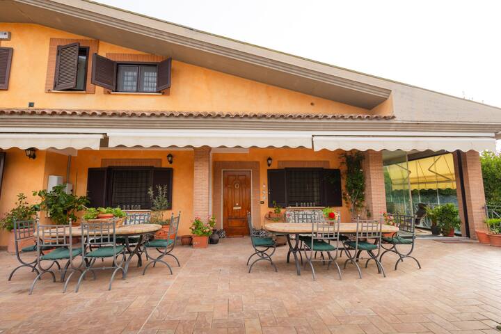 Villa Aureliana: Villa with pool near St. Peter’s gallery image 3