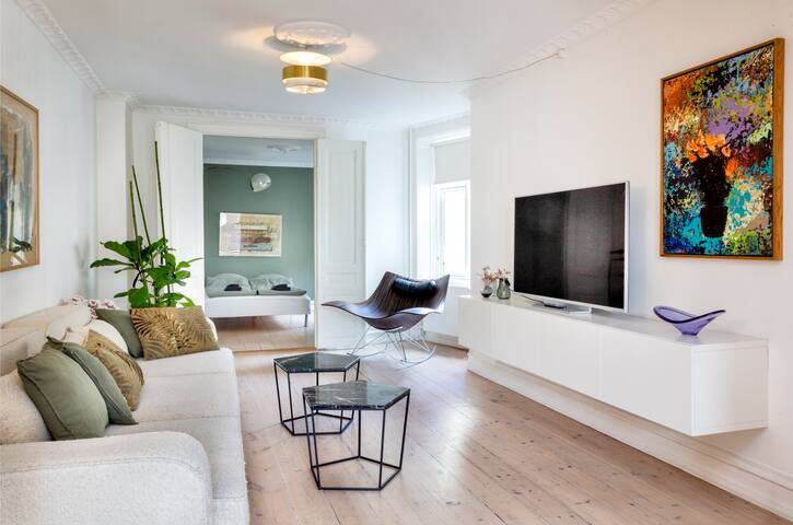 Spacious 130m2 apartment in the center of Nørrebro gallery image 3