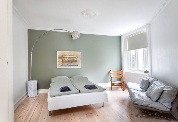 Spacious 130m2 apartment in the center of Nørrebro gallery image 5