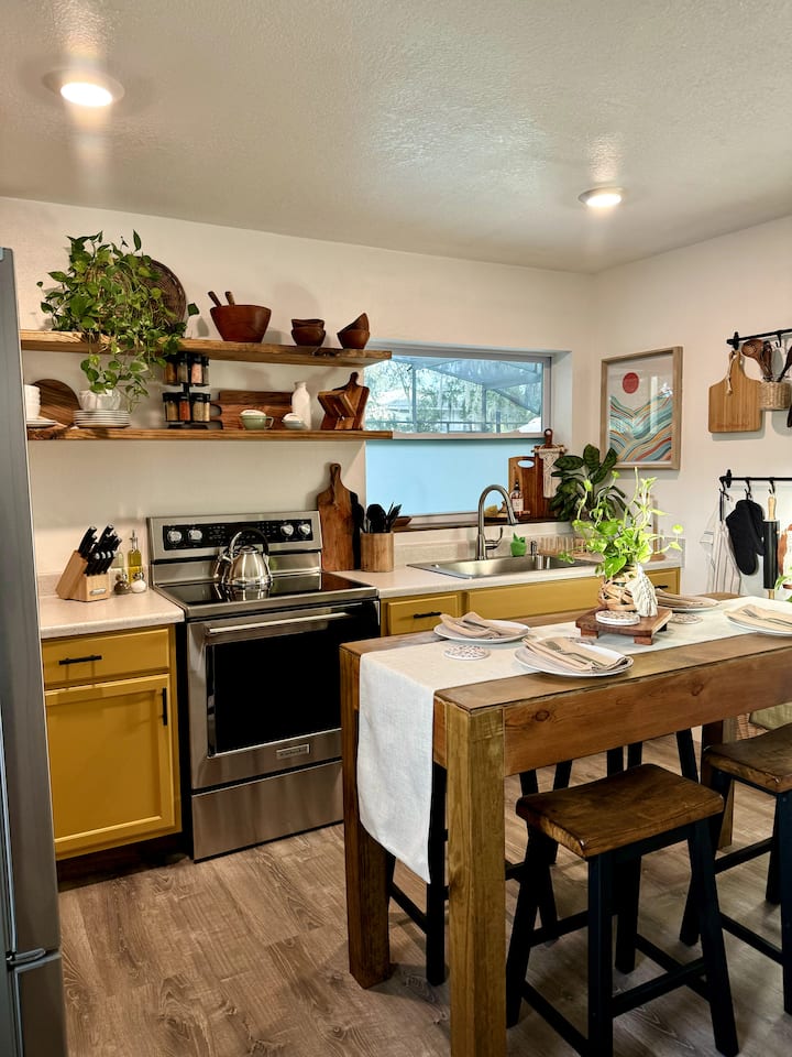 Private 2br Guesthouse + Pool-heart Of Kissimmee! - Kissimmee