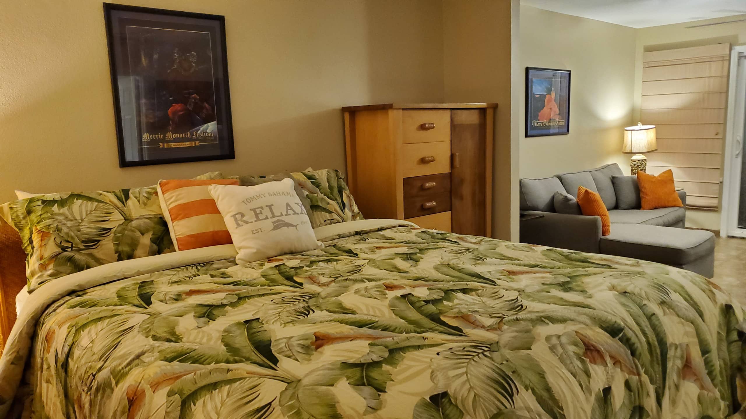 Condo in Kailua-Kona · ★4.94 · Studio · 2 beds · 1 private bath - Image 4