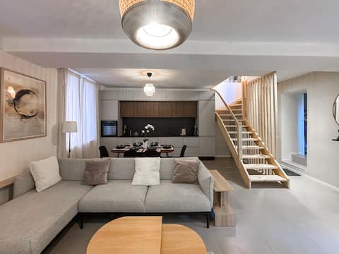 Villa PERLA ROSSA a stone's throw from the lake