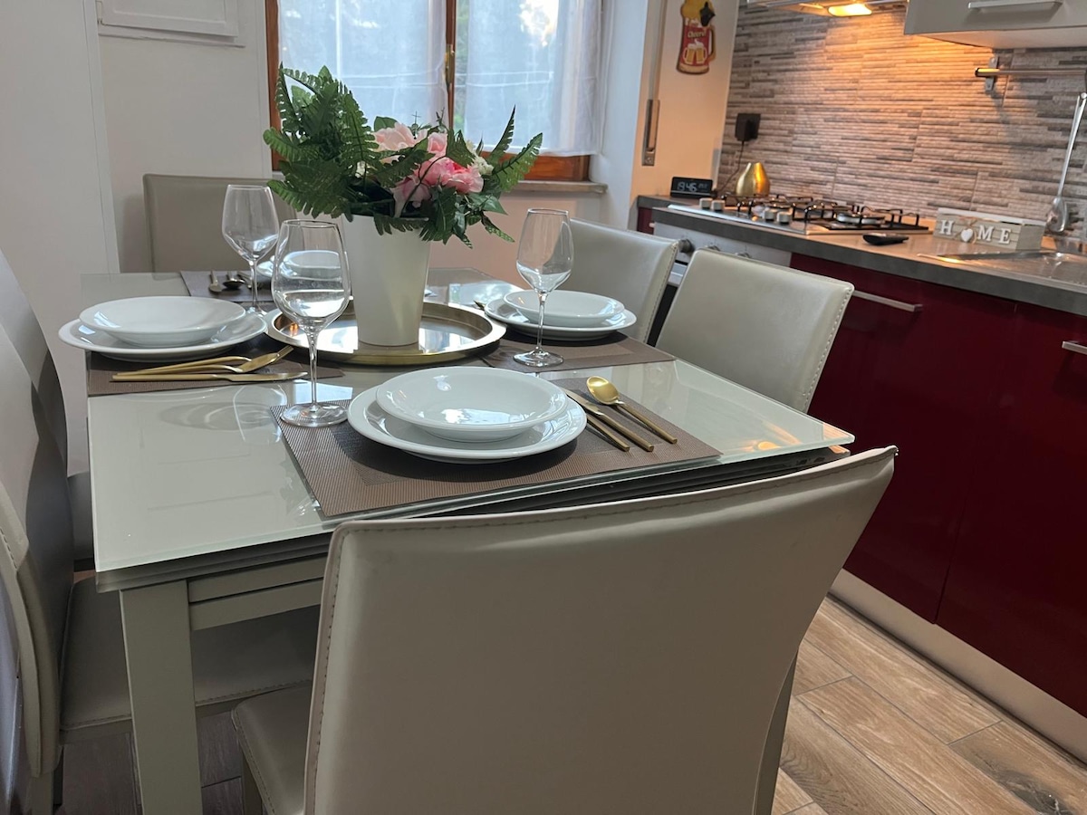 Top Airbnb: Vacation home Rebecca's home in Salerno