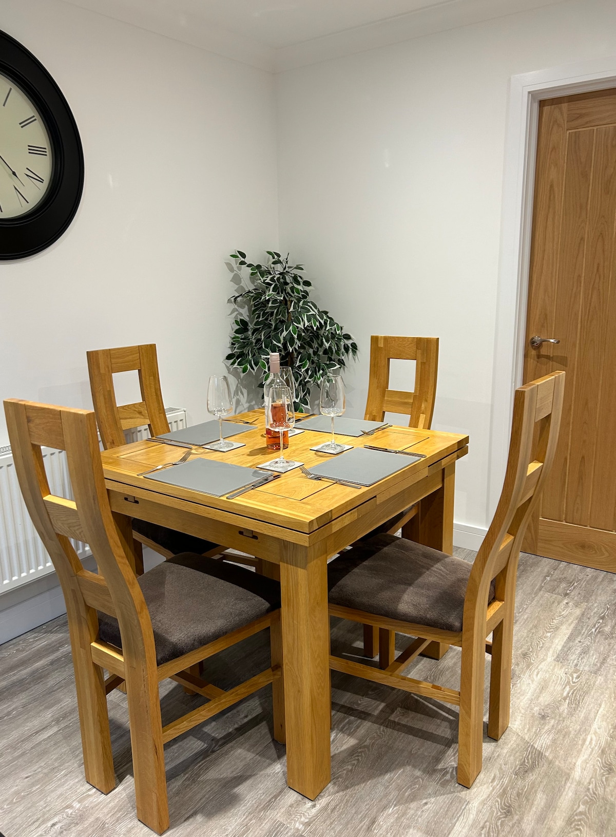 Fully Refurbished Quiet Location