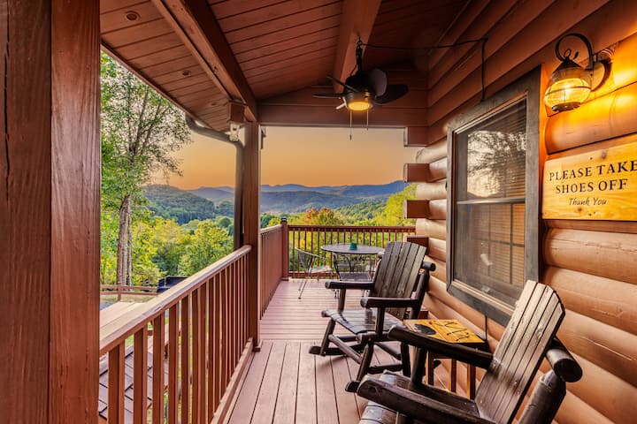 The Skyview Cabin - Cherokee, NC