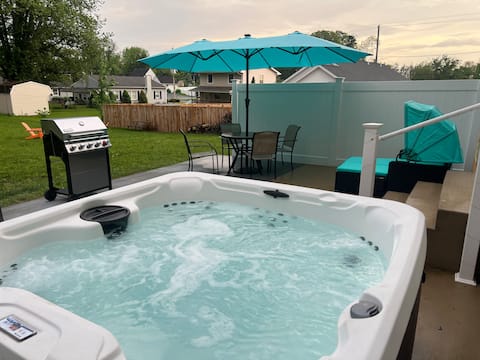 Perfect Family Getaway! Steps from Attractions.