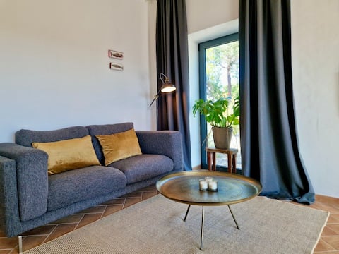 Popular Airbnb listing: Breathtaking views, ambience, comfort, beach 7 km in Moncarapacho