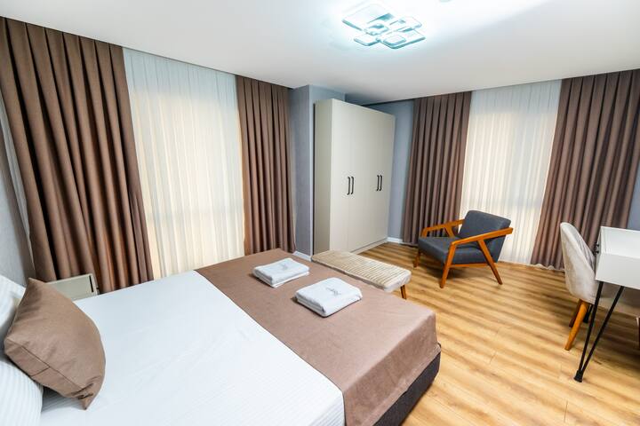 Luxury Life Suites gallery image 4