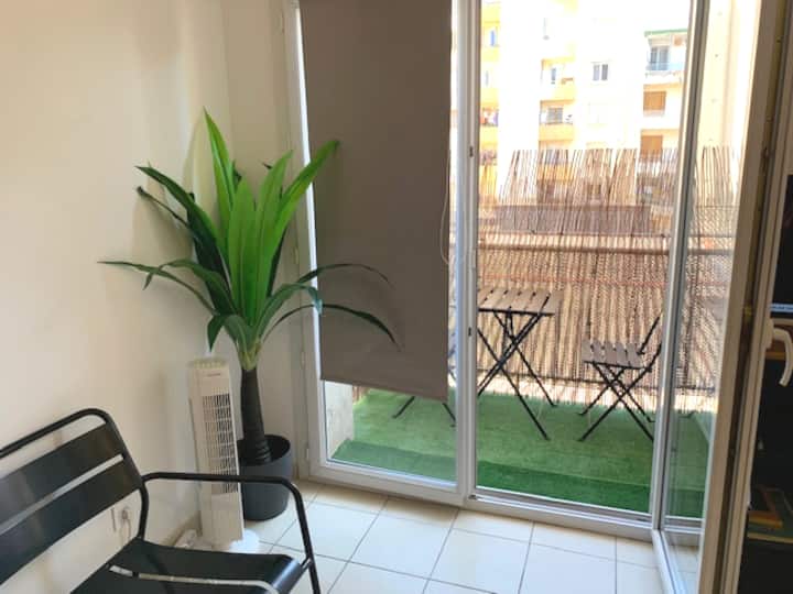 Le 15-b, Très Calme Proche De Tout + Balcon - Toulon