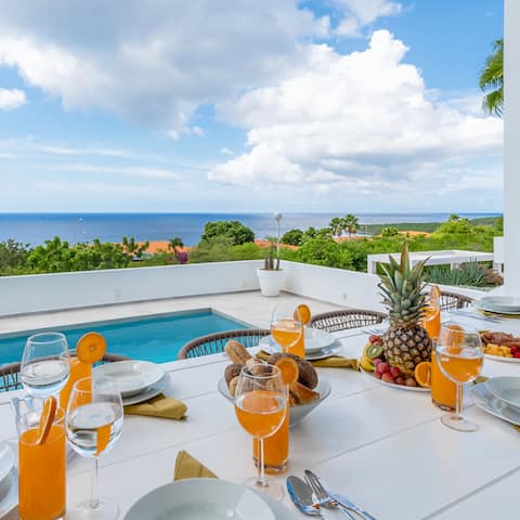 Villa Sunset Bliss -Coral Estate