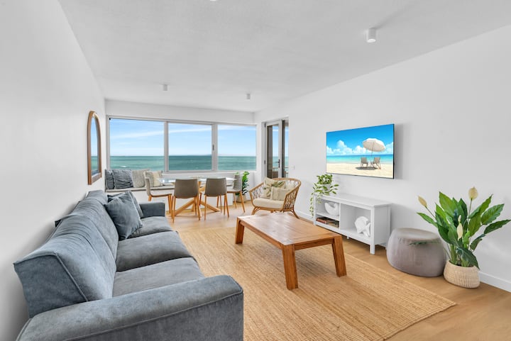Seaspray - 3 Bedroom Apartment - Caloundra