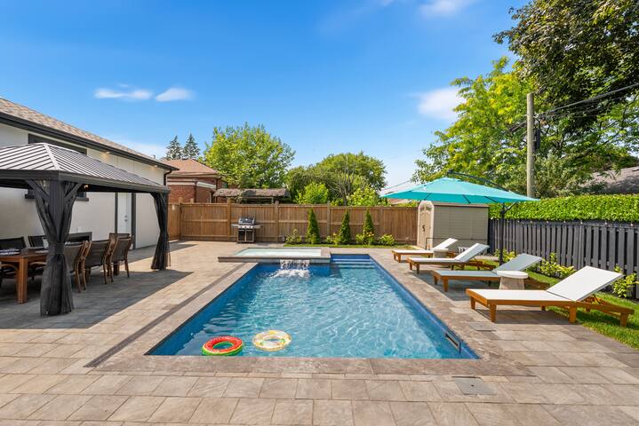 Luxury Spa Escape with Pool & Jacuzzi gallery image 3