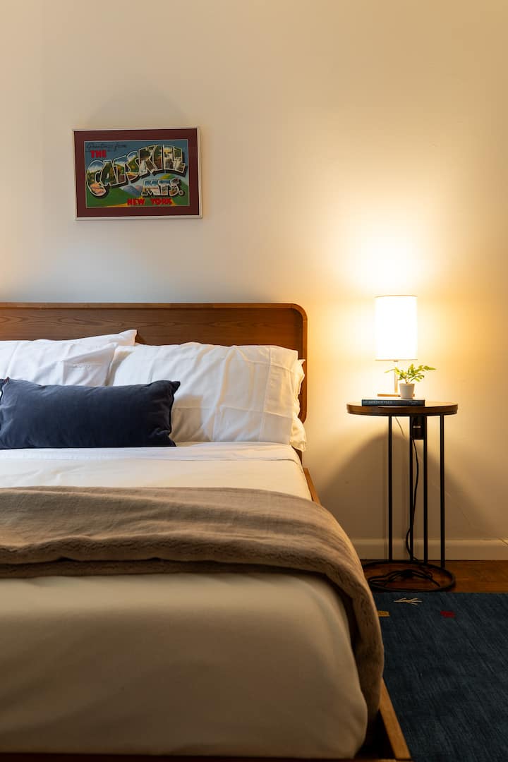 Bedroom with Double bed