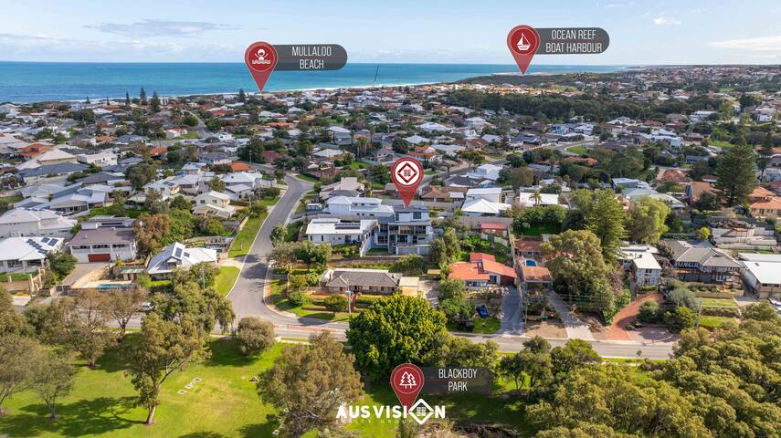 Seaside Bella Vista Luxe-Pool,Spa,BBQ,Beach walk gallery image 5