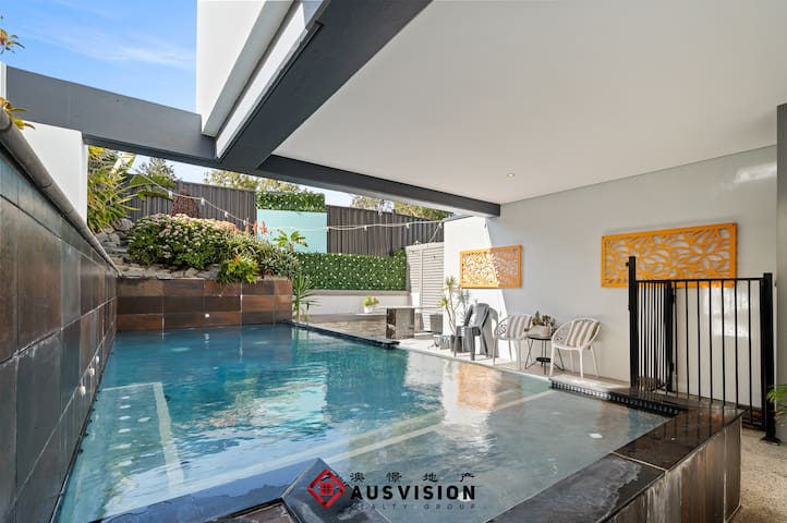 Seaside Bella Vista Luxe-Pool,Spa,BBQ,Beach walk gallery image 3