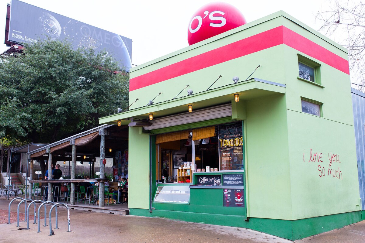 Steps to SoCo | Live Music, Food & Nightlife