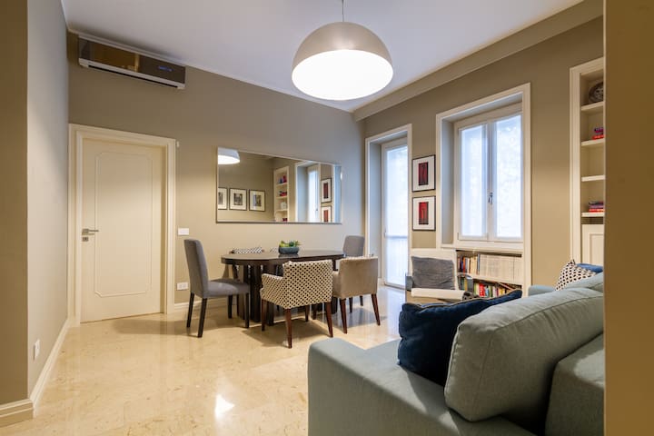 Suite Porta Venezia Exclusive Apartment 10′ Duomo