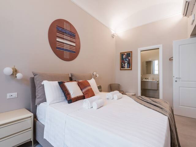 The Best Rent- Modern apartment in Esquilino area gallery image 3