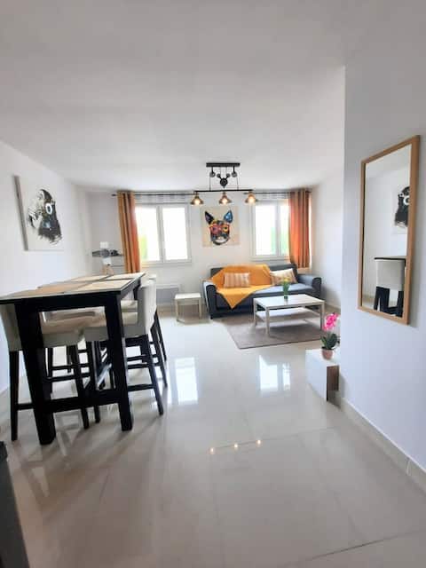 F2 Cozy near PARIS, airport and Parc des Expositions
