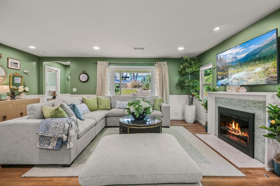 Rooftop View, Spacious Yard, 19 min Disney, OR3