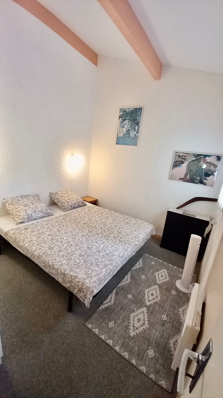 Dhomë gjumi 2