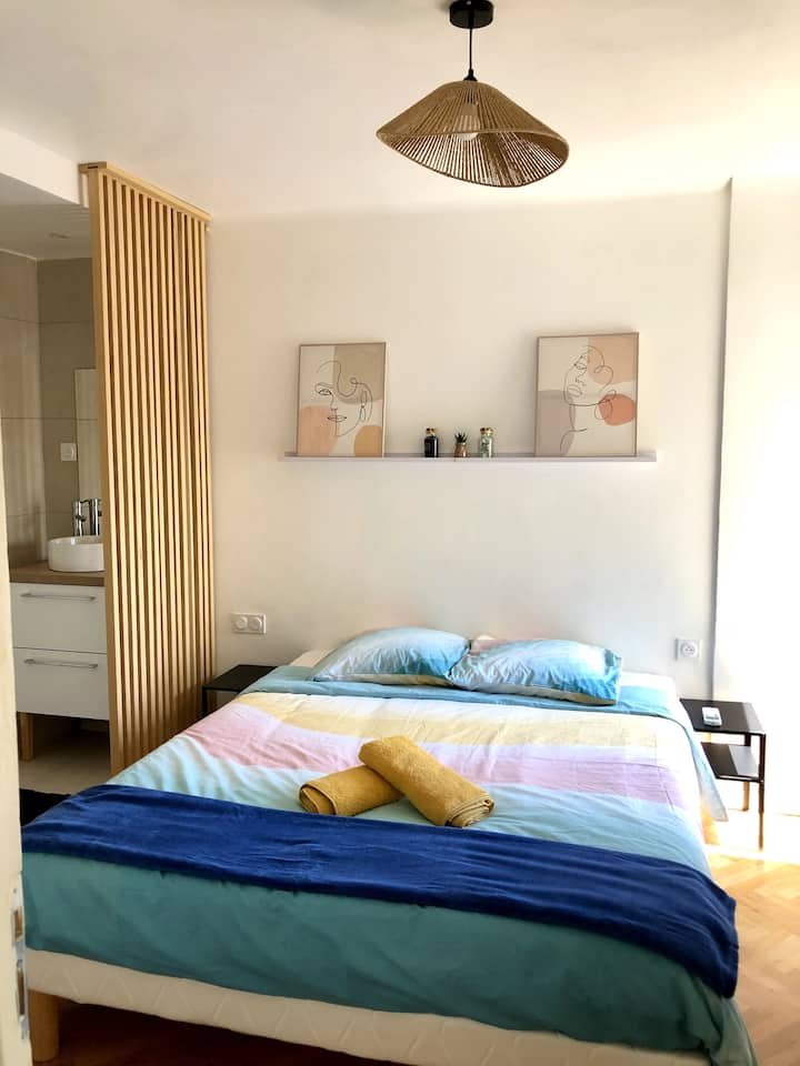 غرفة النوم 1